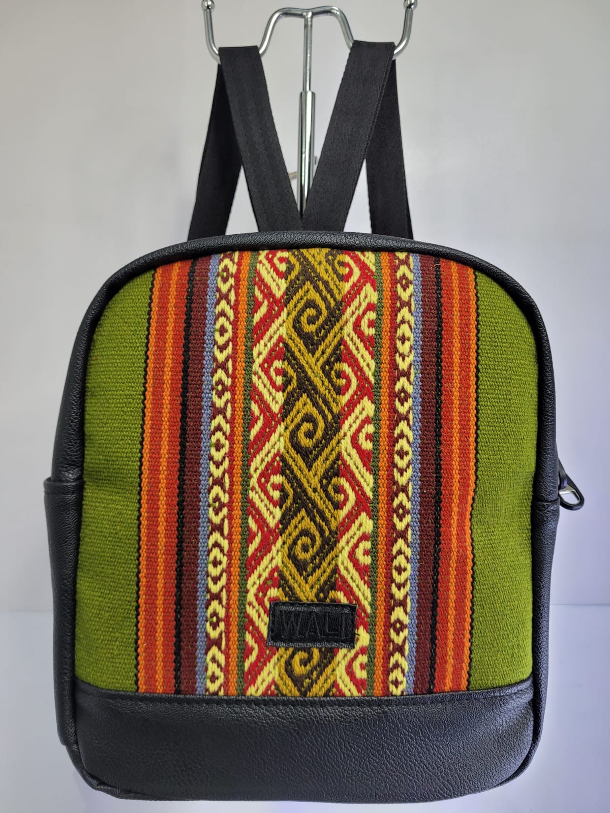 Mochila mini para dama (verde pacai)