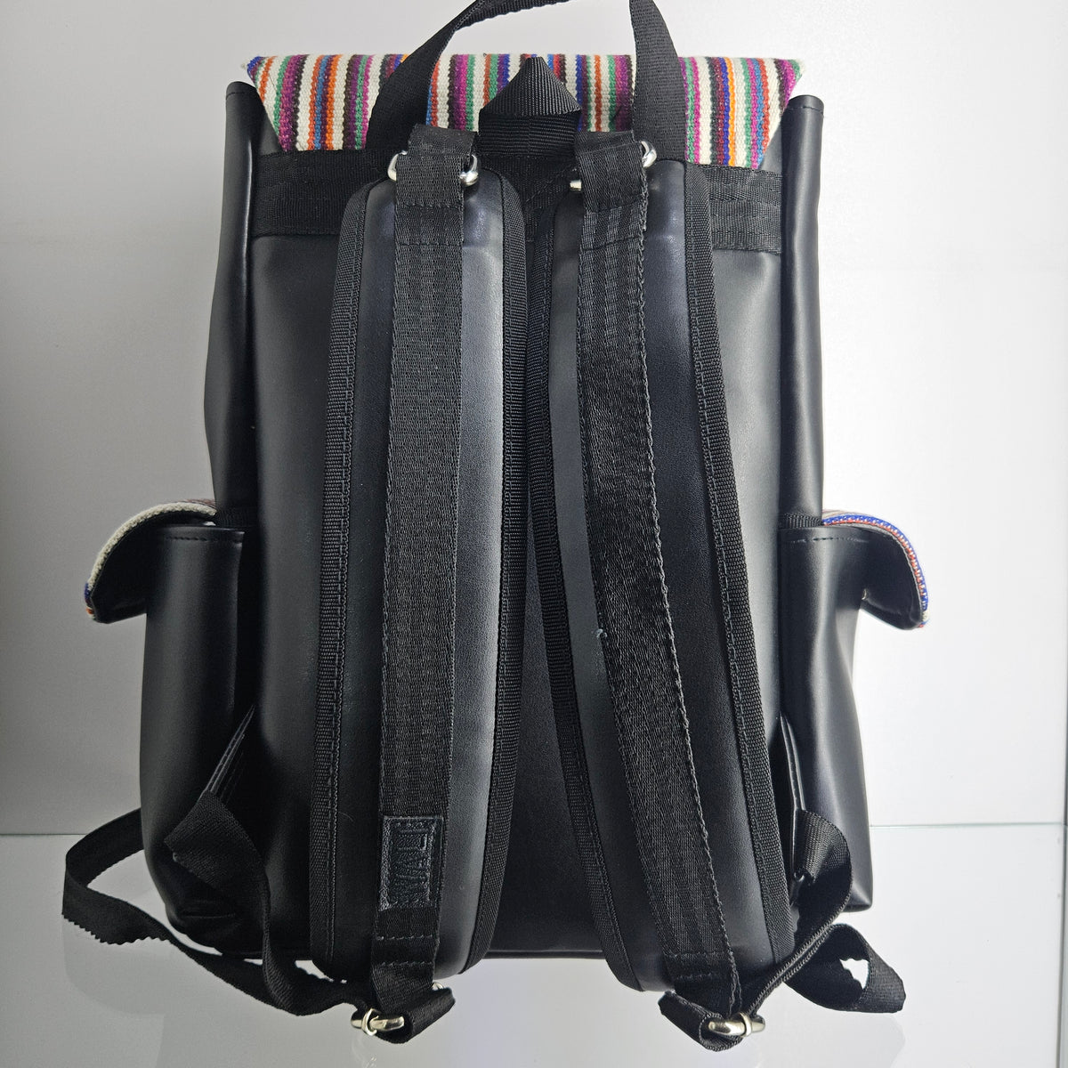 MOCHILA WALI CUERO _ Multicolor