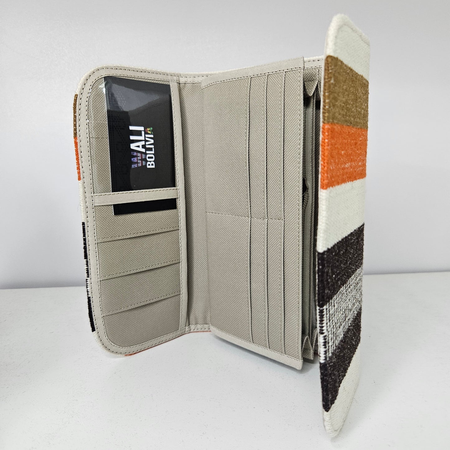 Billetera Portacelular (camel copper)