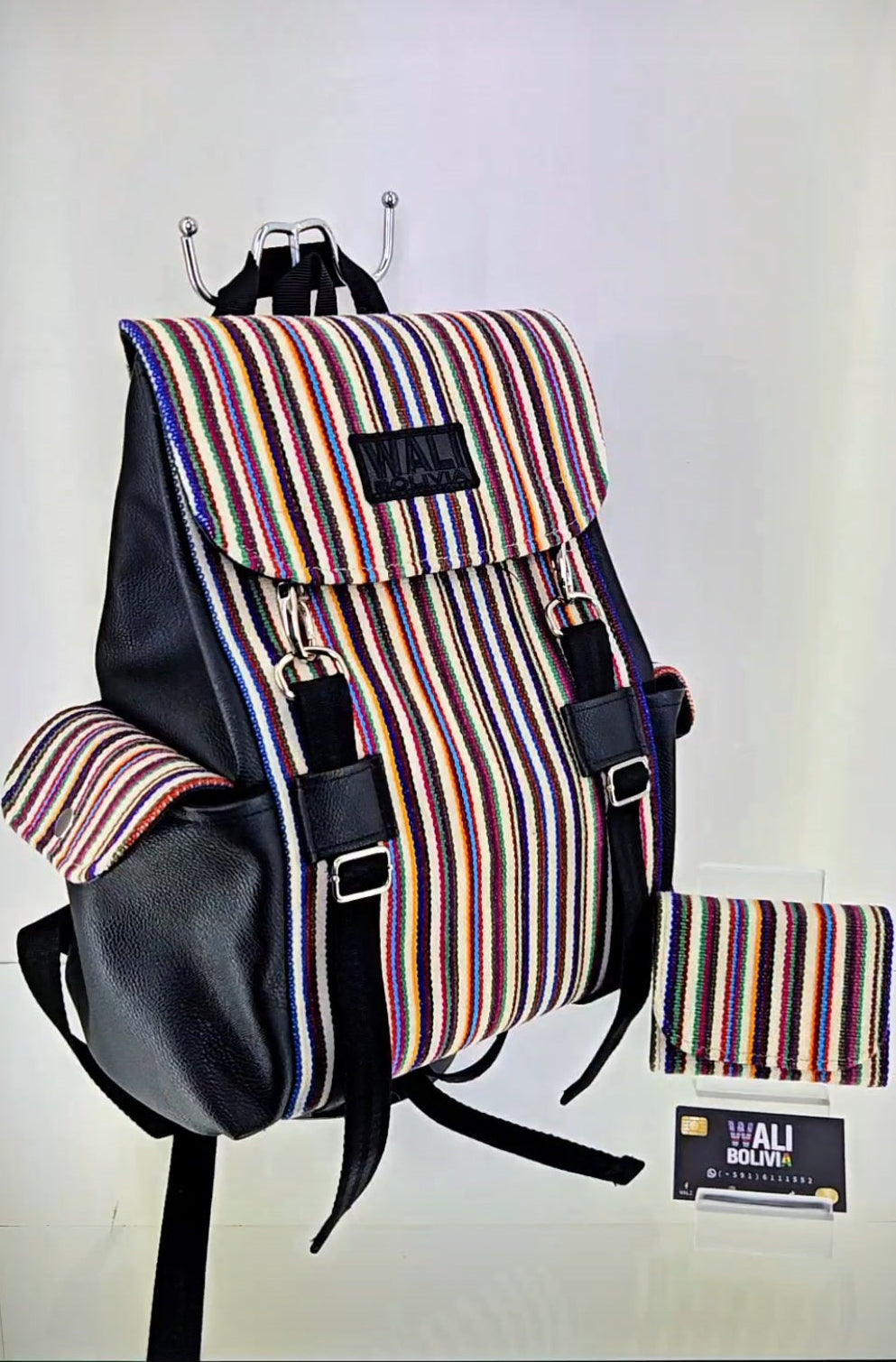 Combo Mochila y billetera mini (multicolor)