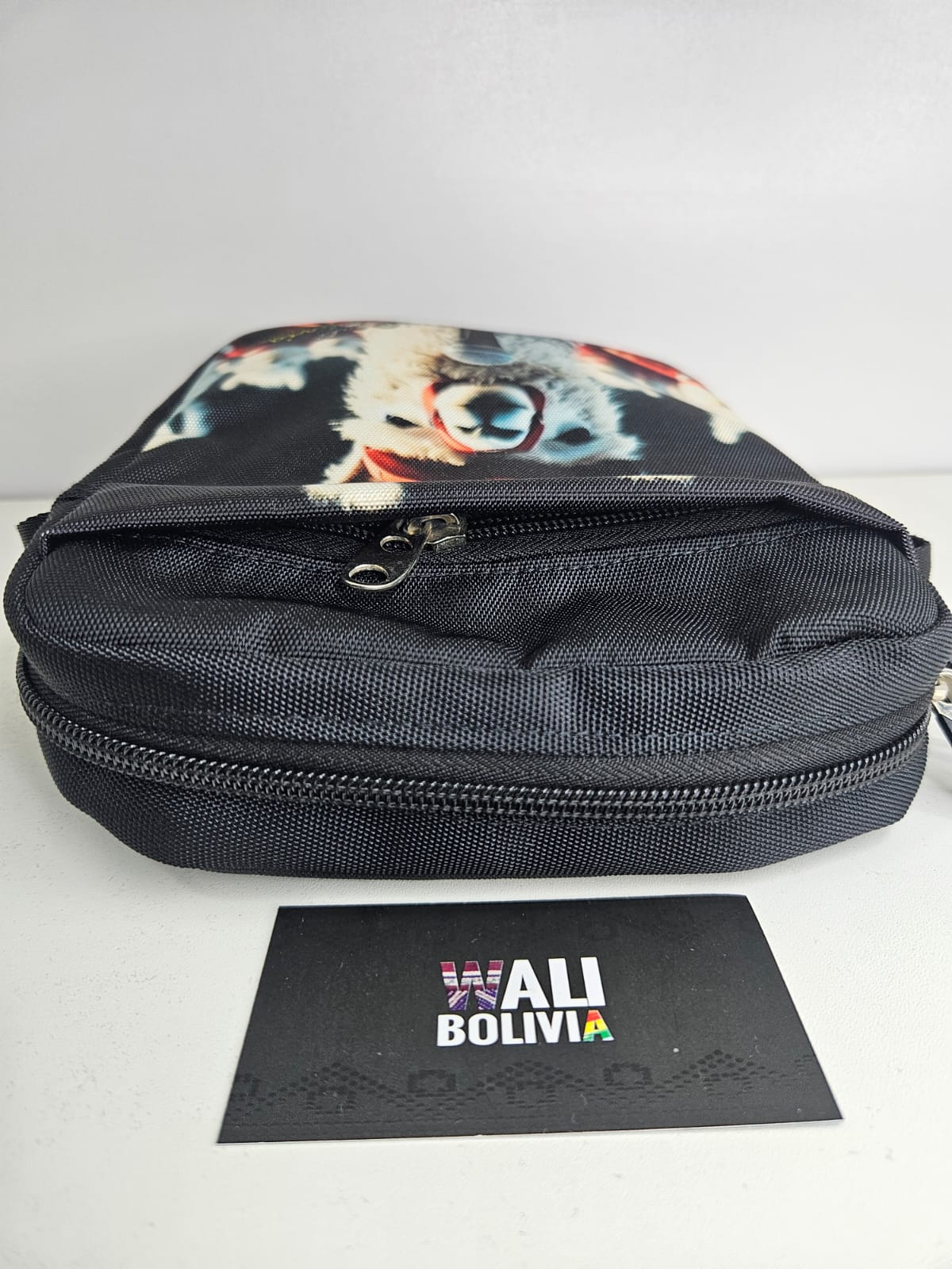 Morral (llama cantante)