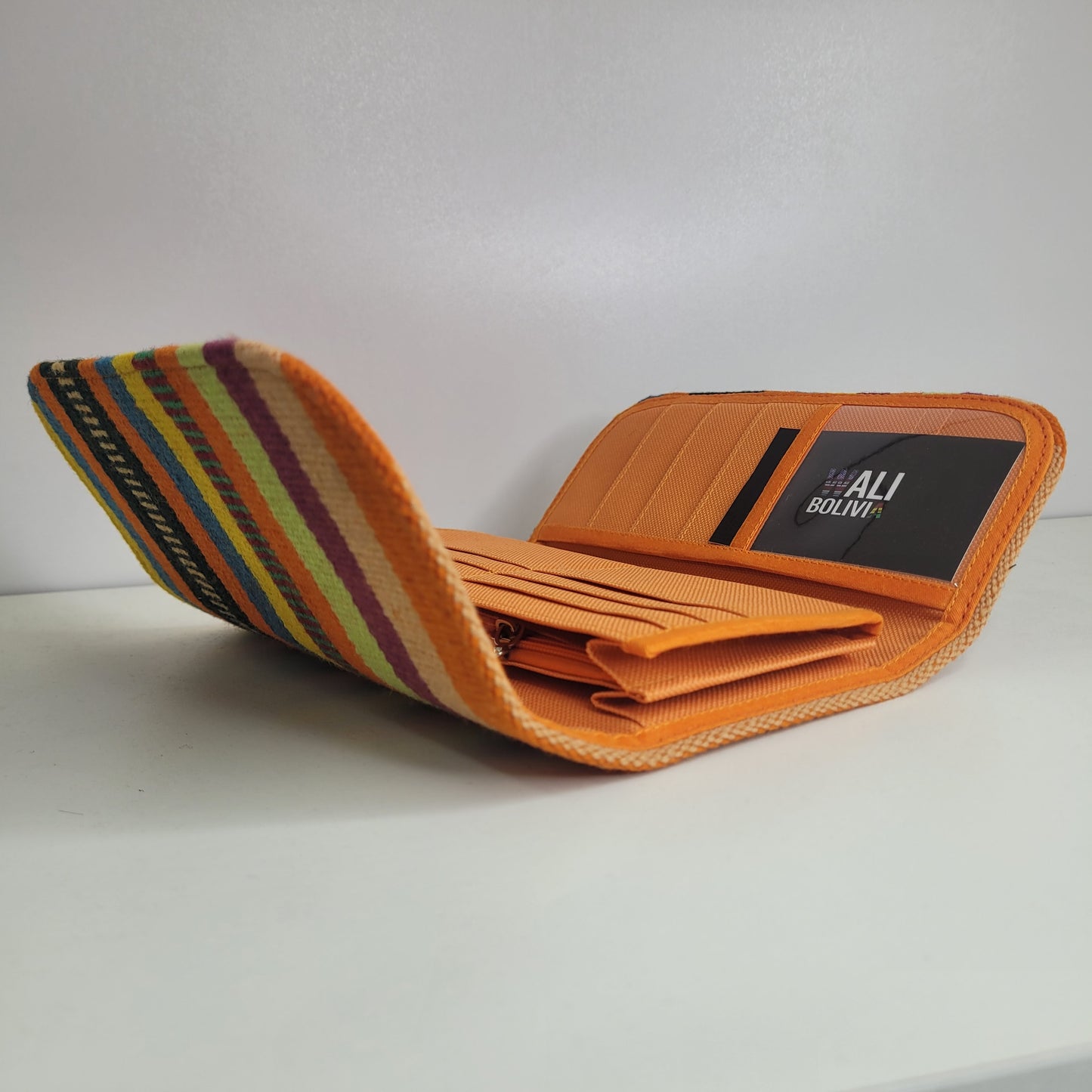 Billetera porta celular (minion)