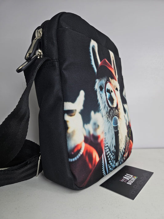 Morral (llama cantante)