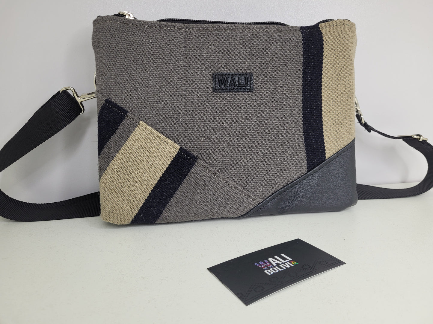 Cartera doble cierre ( plomito)