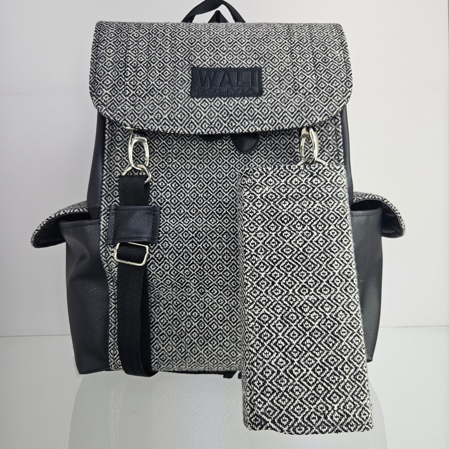 Combo de mochila y billetera Portacelular (Perdiz blanco)
