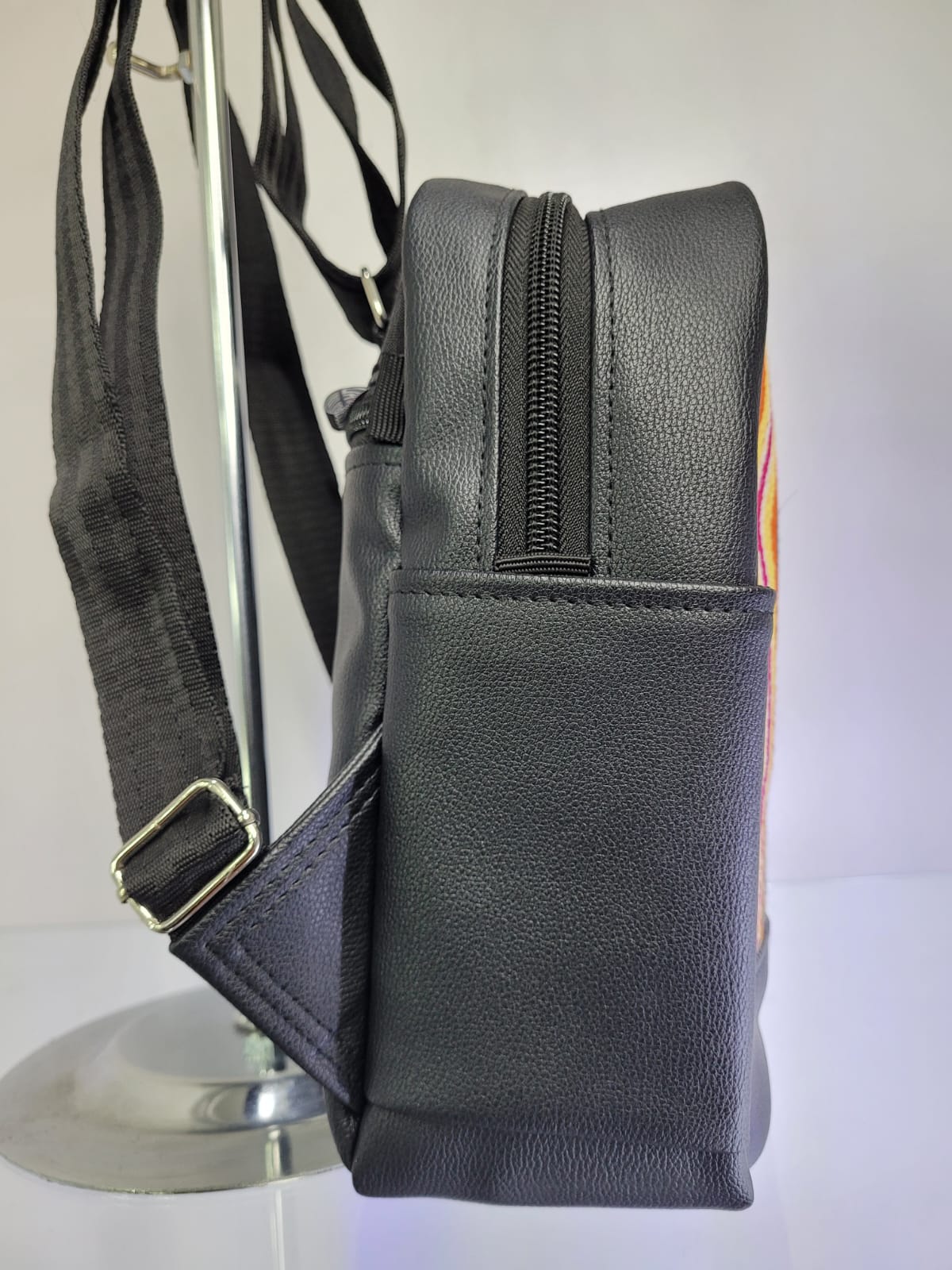 Mochila mini para dama (lila fiesta)