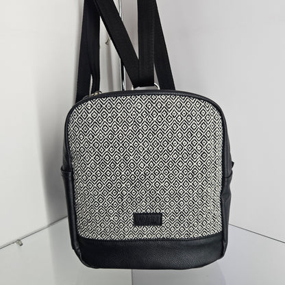 Mochila mini para dama (Perdiz negro)