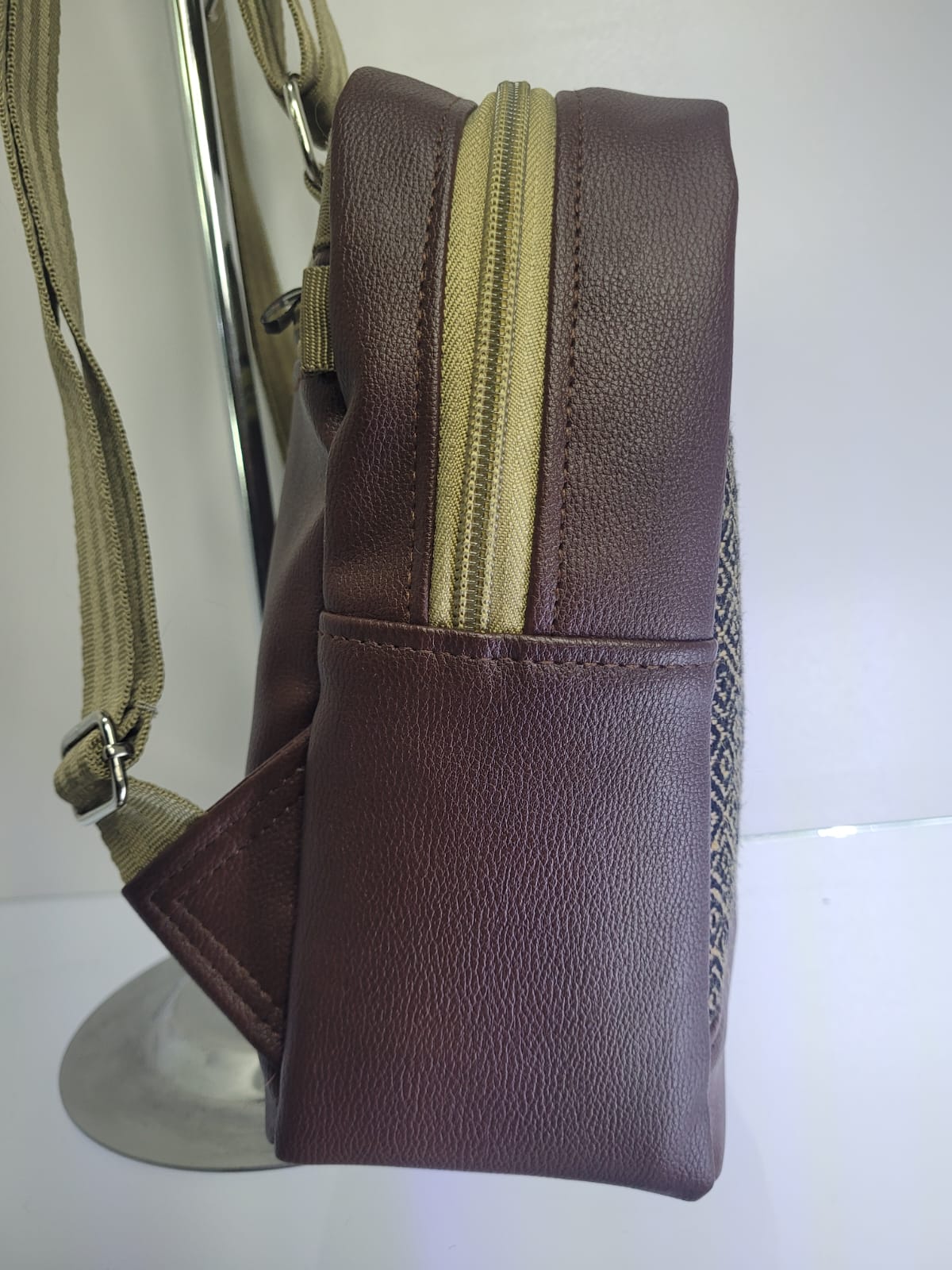Mochila mini para dama (perdiz cafe)