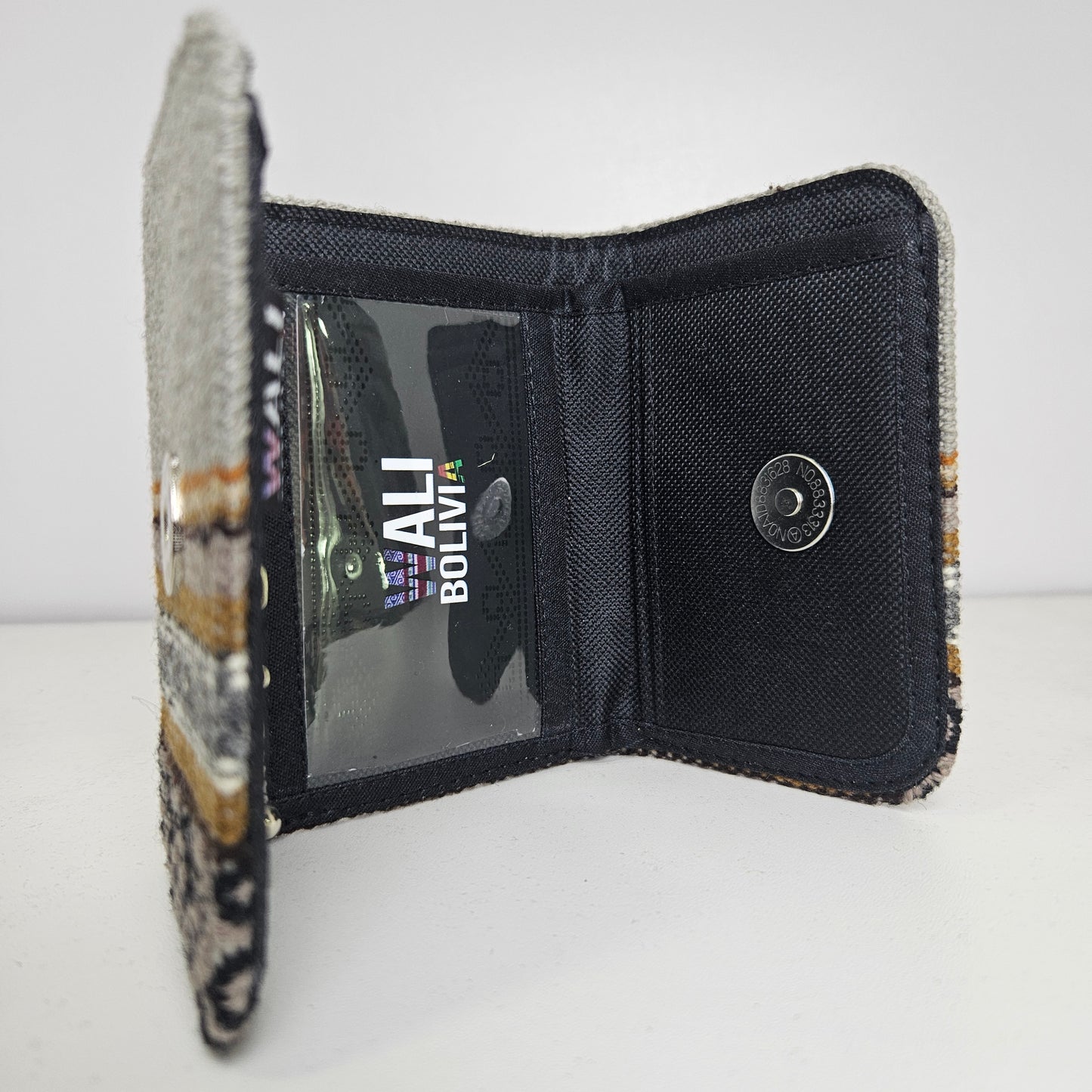 Billetera triple (plomo diseño bajo)