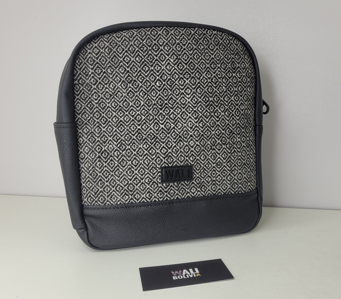 JUEGO DE MOCHILA CHICA (blanco perdiz)