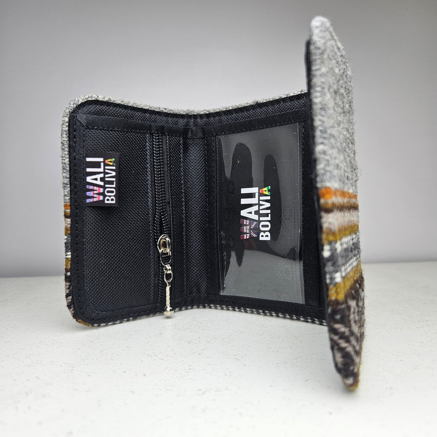 Billetera triple (plomo diseño bajo)