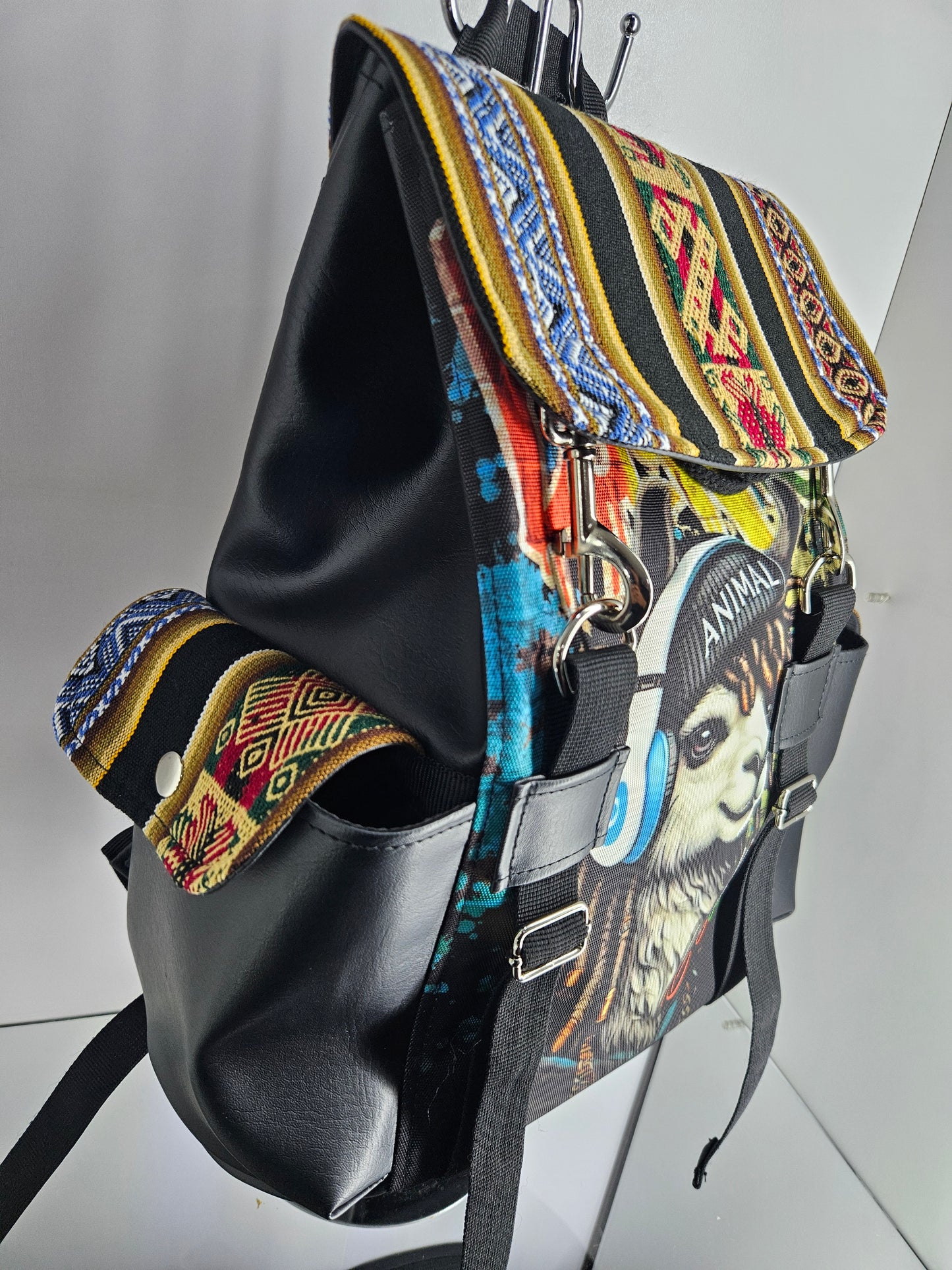 Mochila urbana (Llama con Rastas)