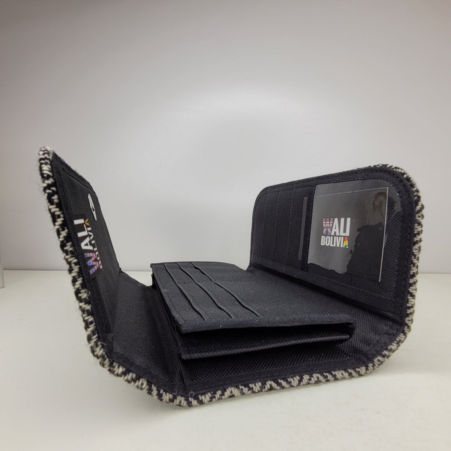 Billetera Porta Celular (blanco perdiz)