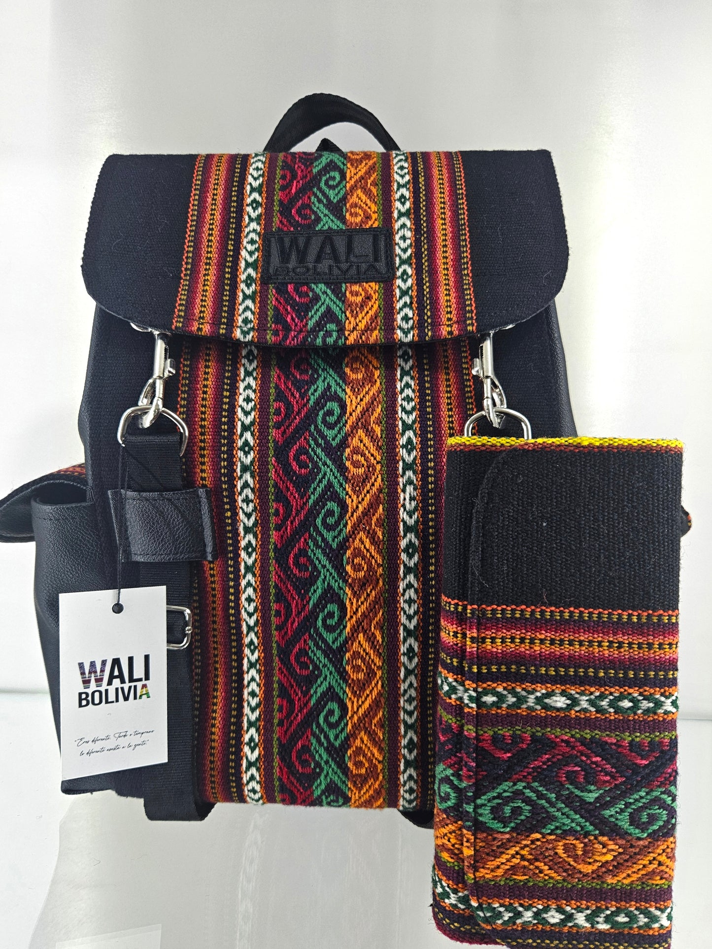 Combo Mochila y billetera (negro fuego)