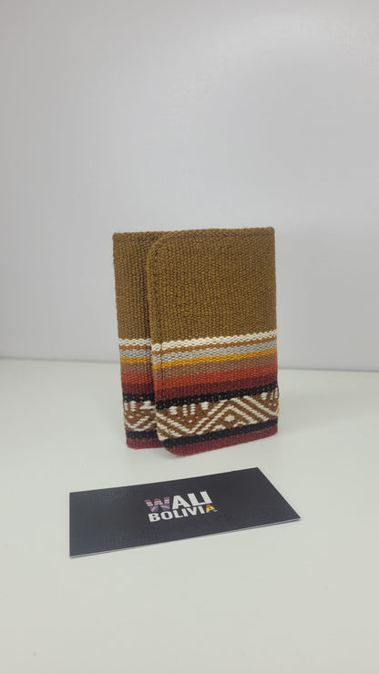 Pechera y Billetera (vicuña)
