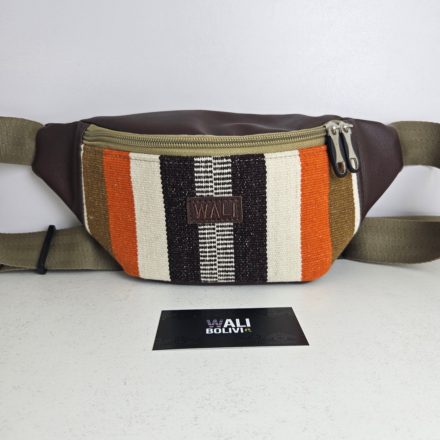 Combo Mochila y Riñonera (camel cooper)