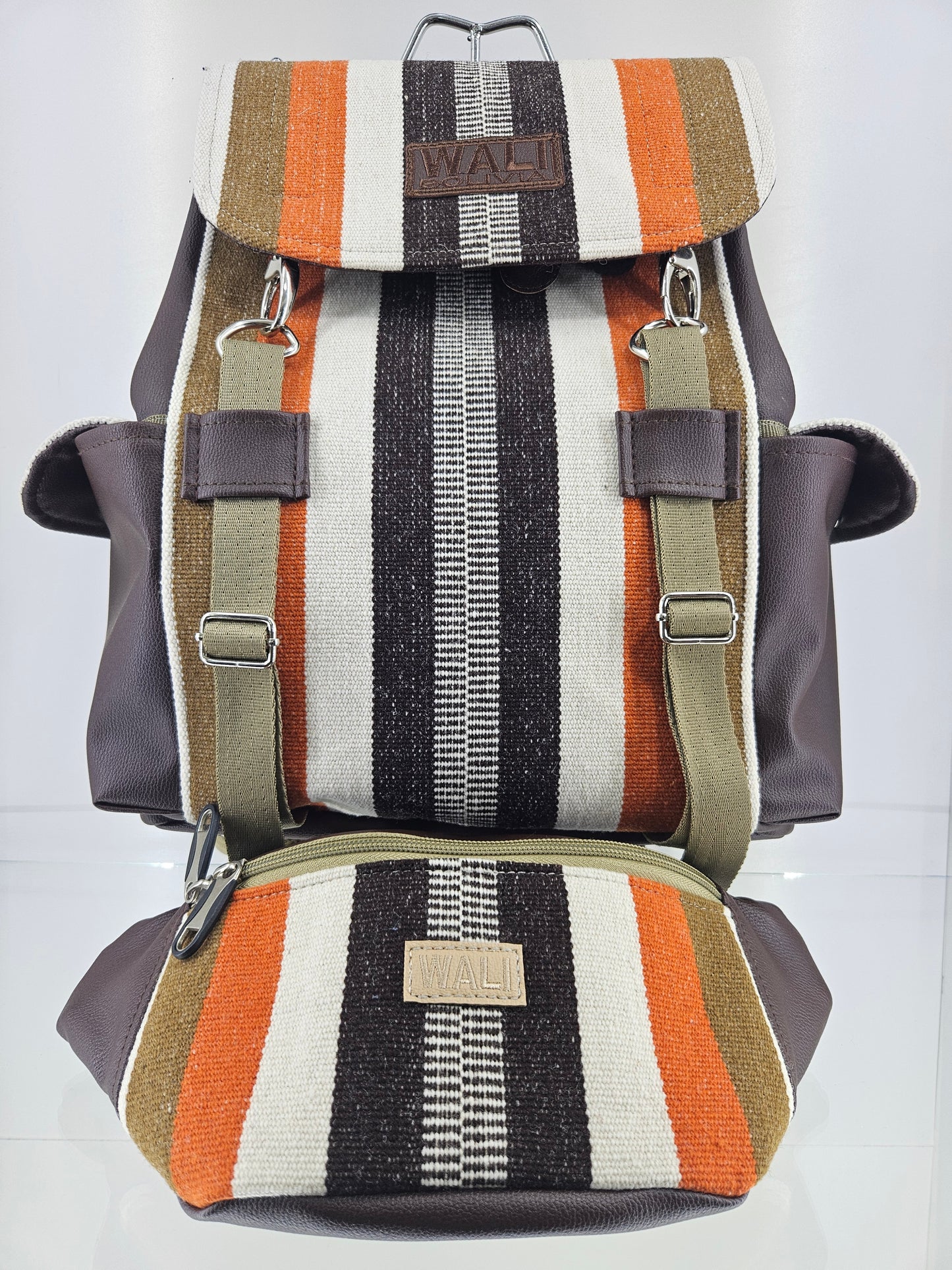Combo Mochila y Riñonera (camel cooper)