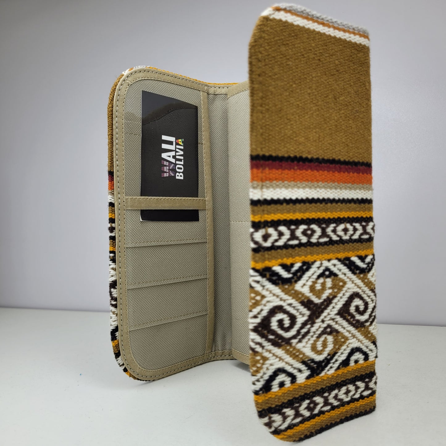 Billetera Porta Celular (vicuña)