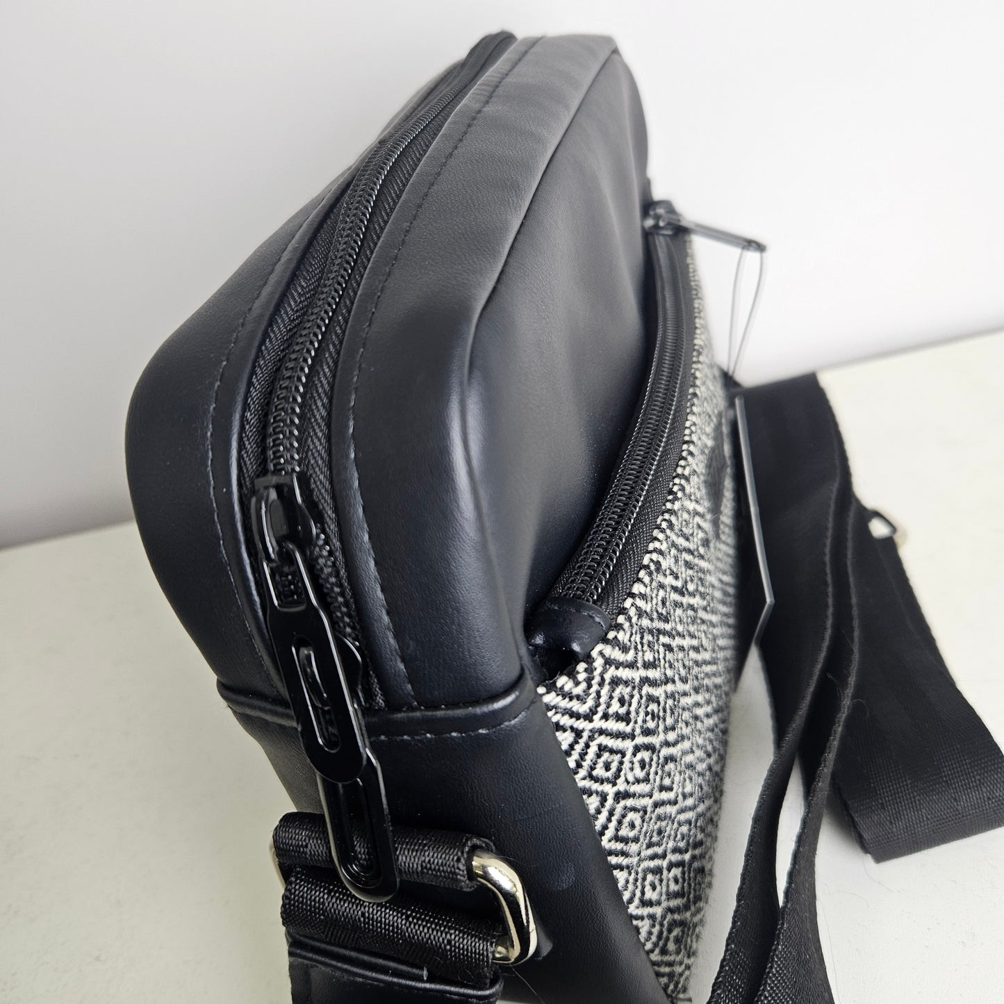 Bandolera de cuero (Perdiz blanco)