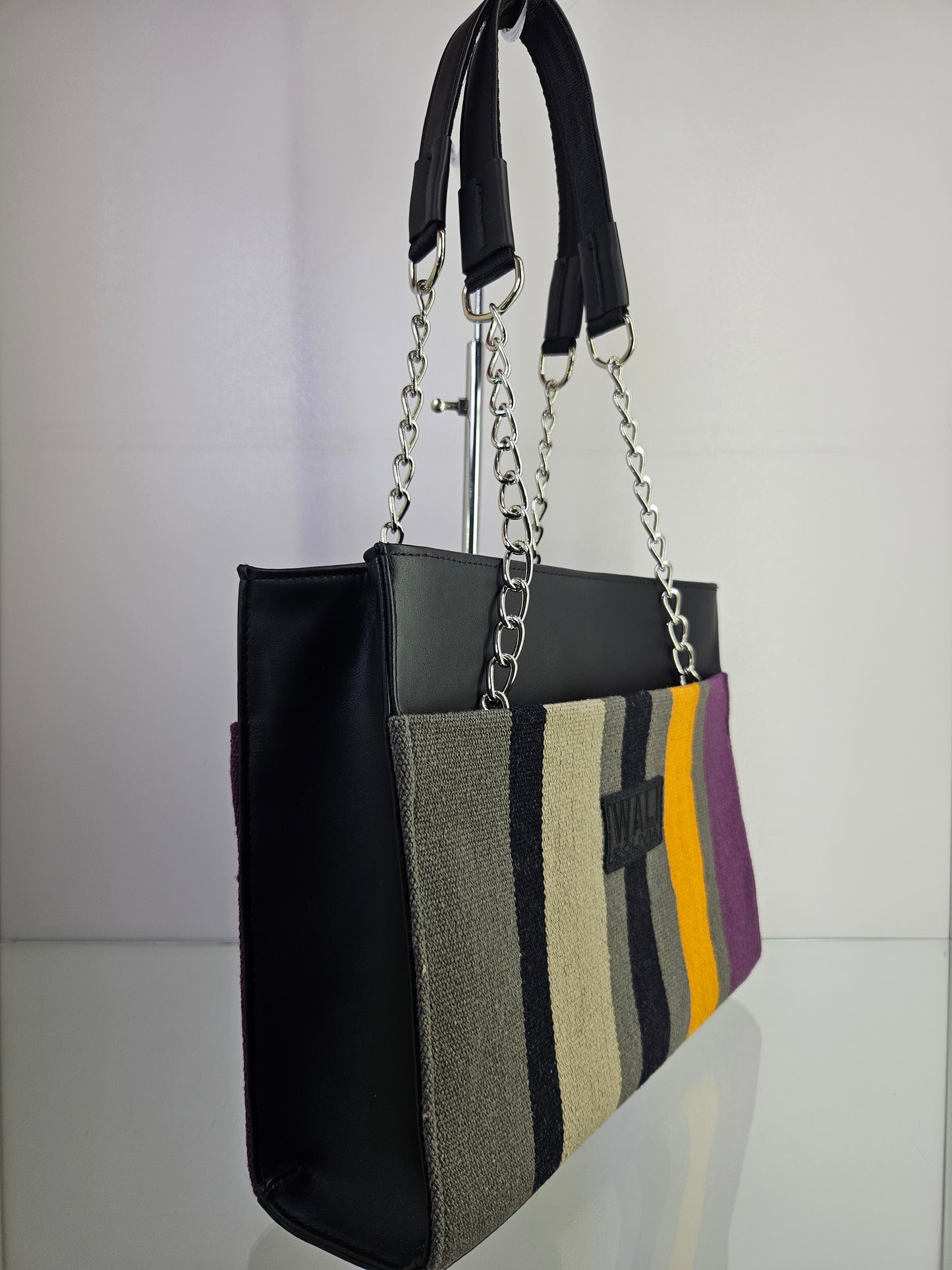 Cartera de cuero (api)