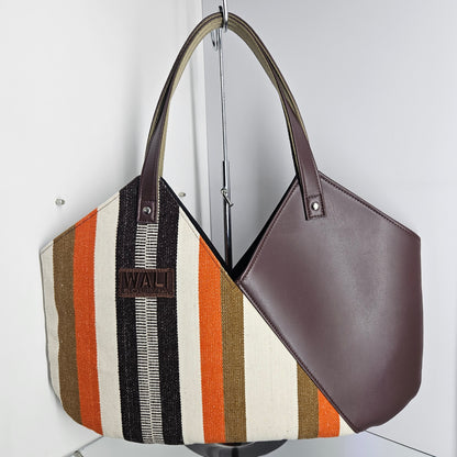 Cartera V (camel copper)
