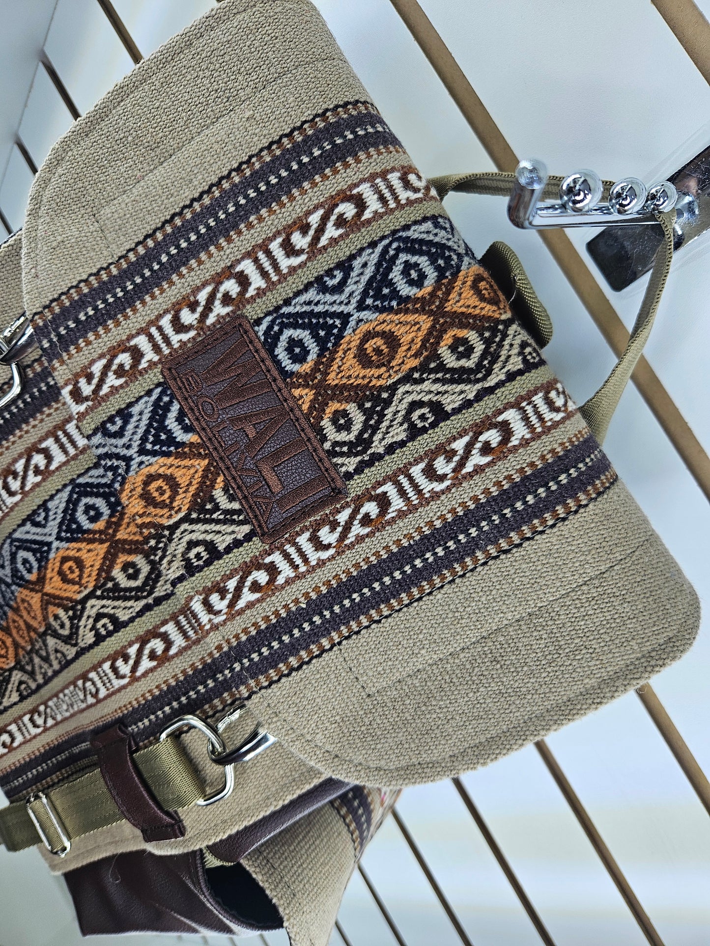 Mochila de aguayo (beige con diseño)