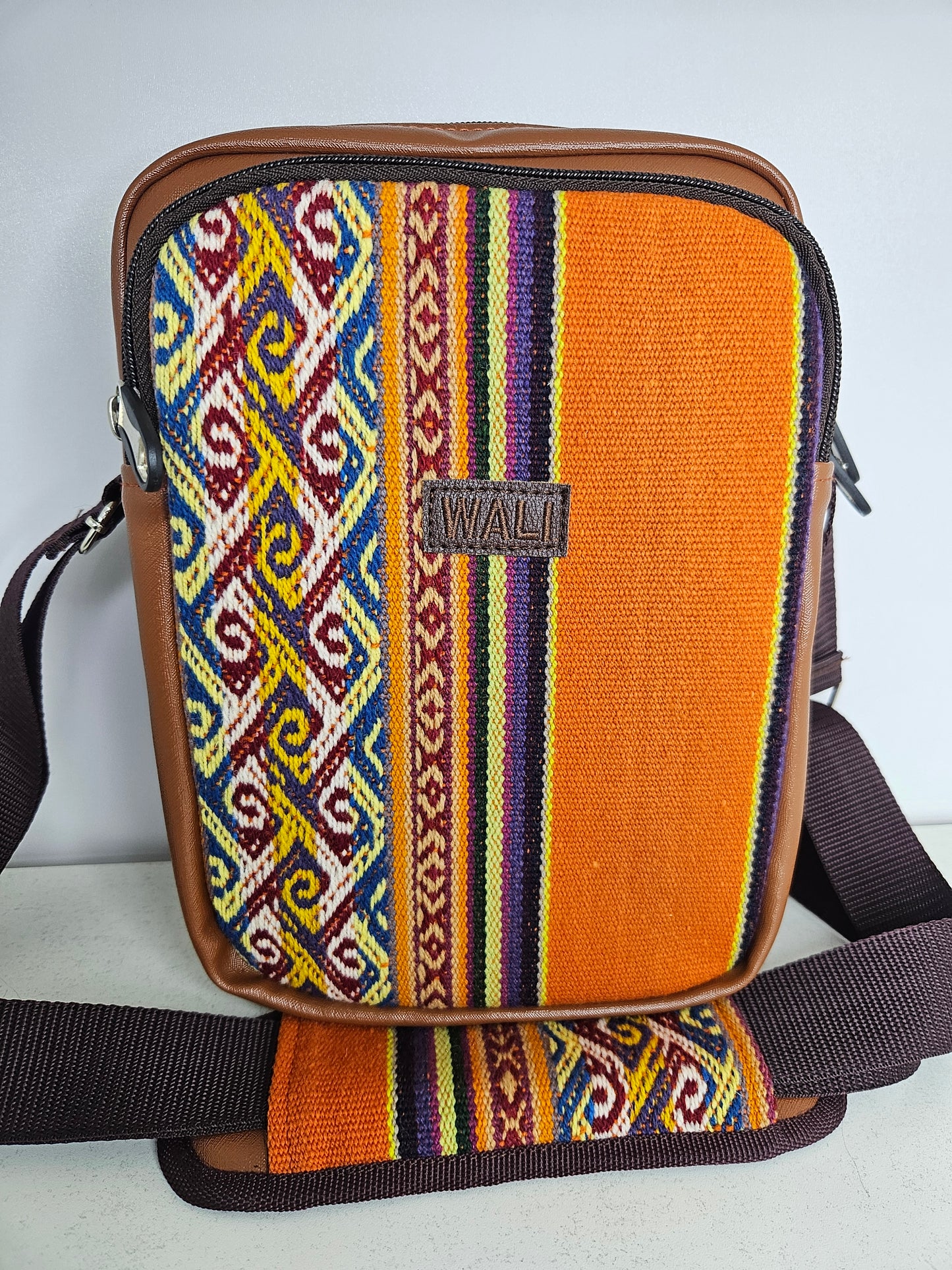 Morral grande (naranjoso)