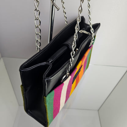 Cartera con cadena (purpura)