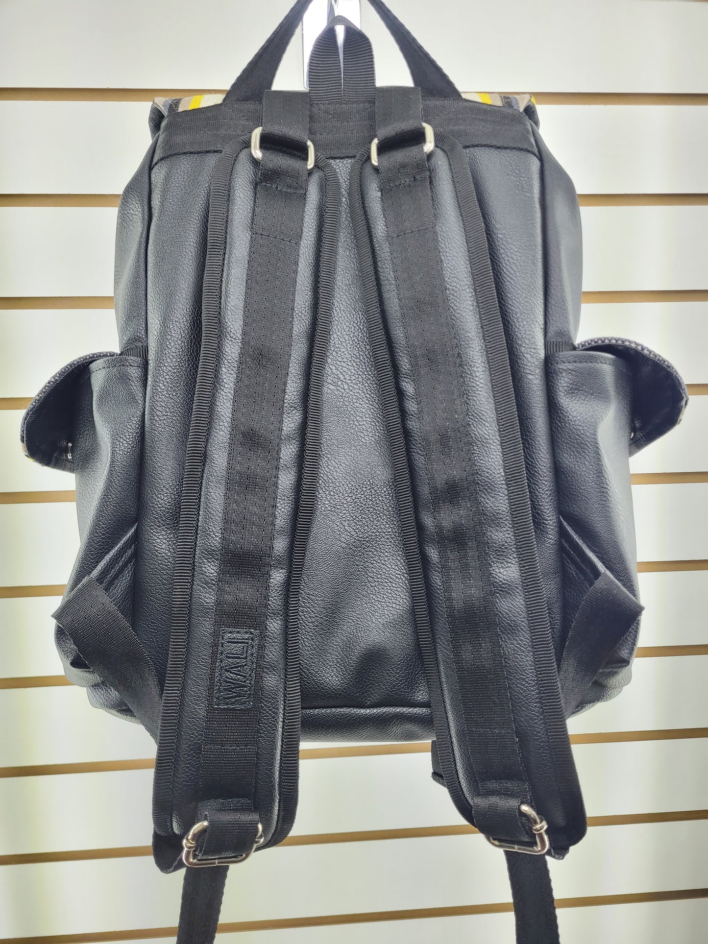 Mochila Wali (tigre negro)