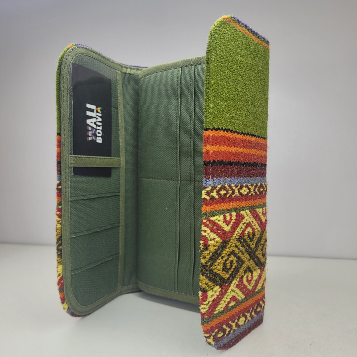 Billetera Porta Celular (verde pacai)