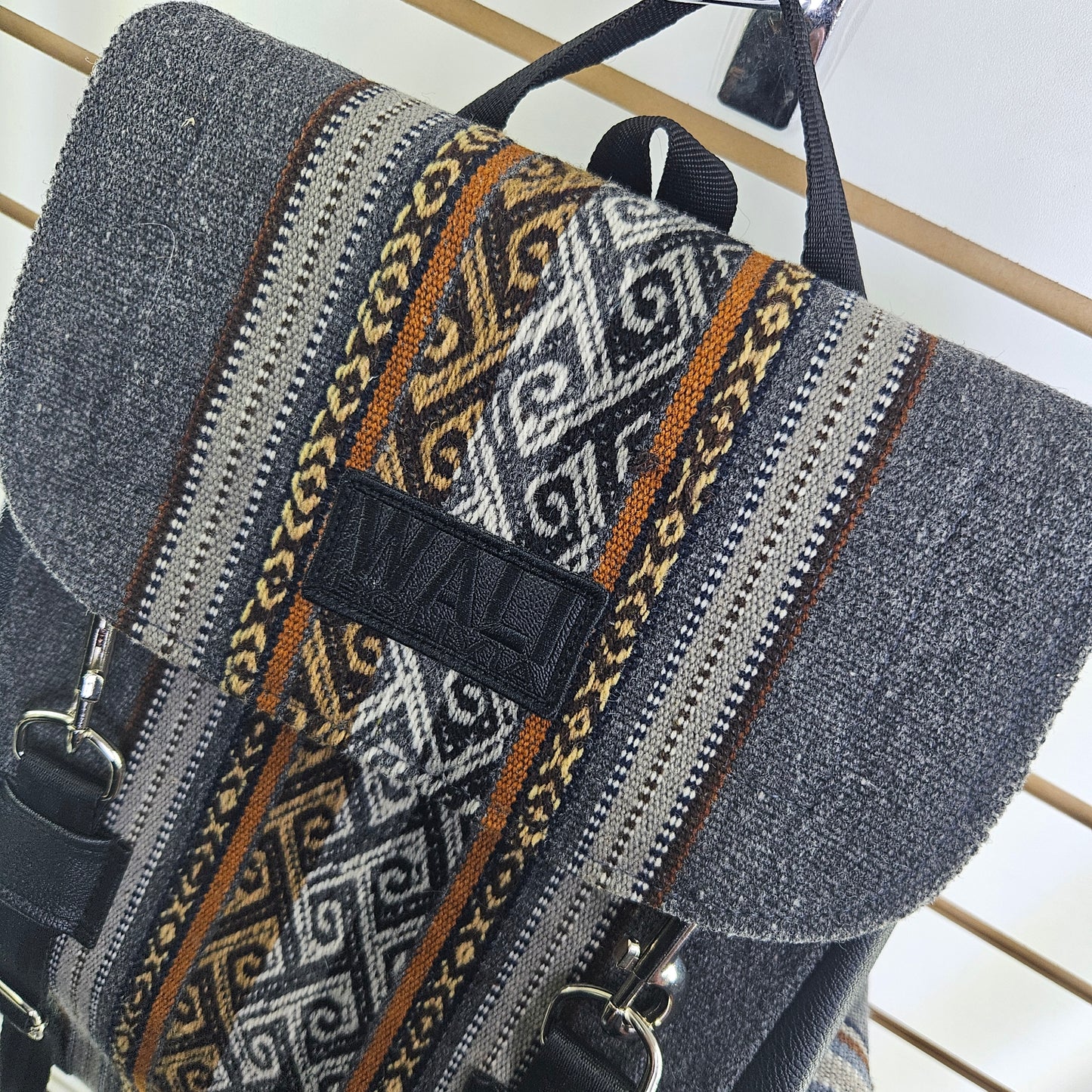 Mochila wali (gris lobo)