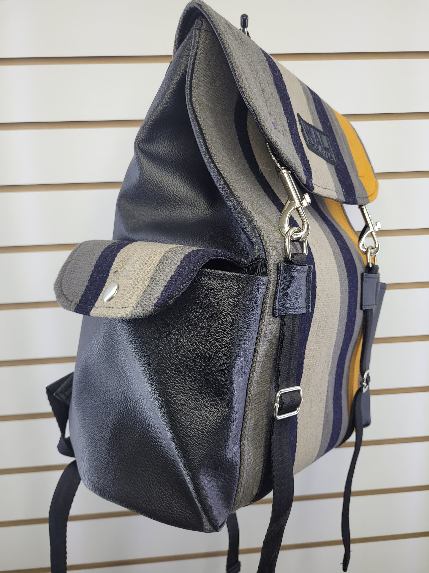 Mochila de aguayo (pllml oscuro)