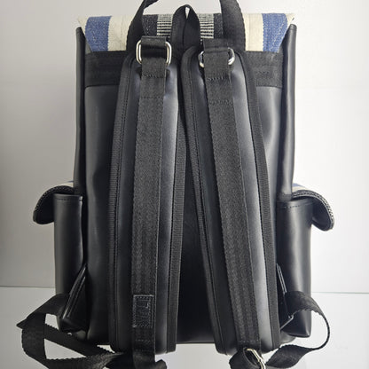 MOCHILA WALI CUERO _ Oreo