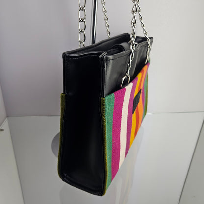 Cartera con cadena (purpura)