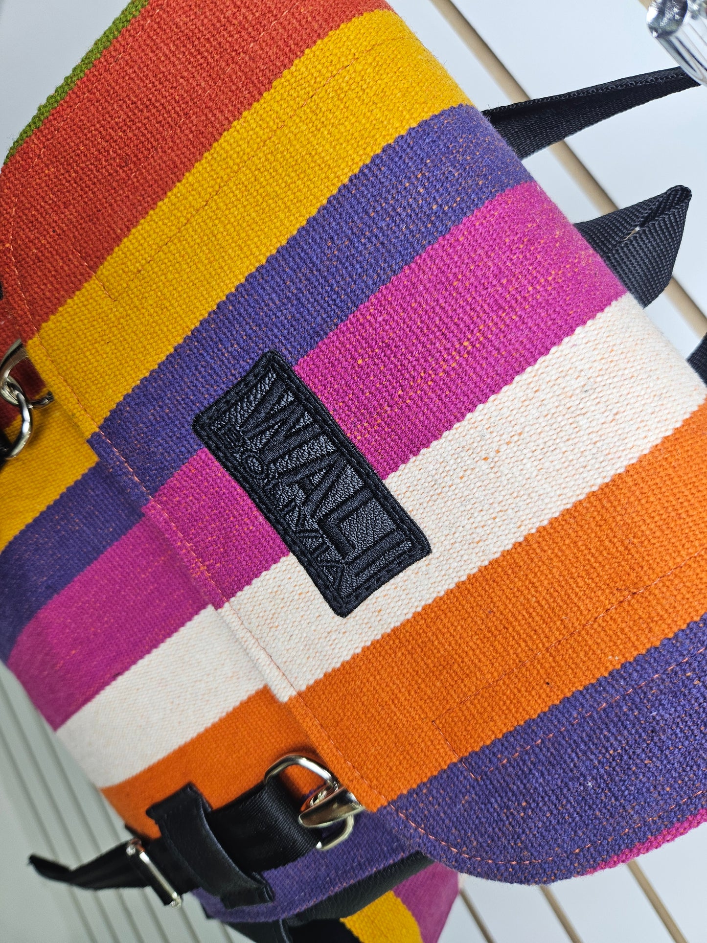 Mochila WALI (purpura)