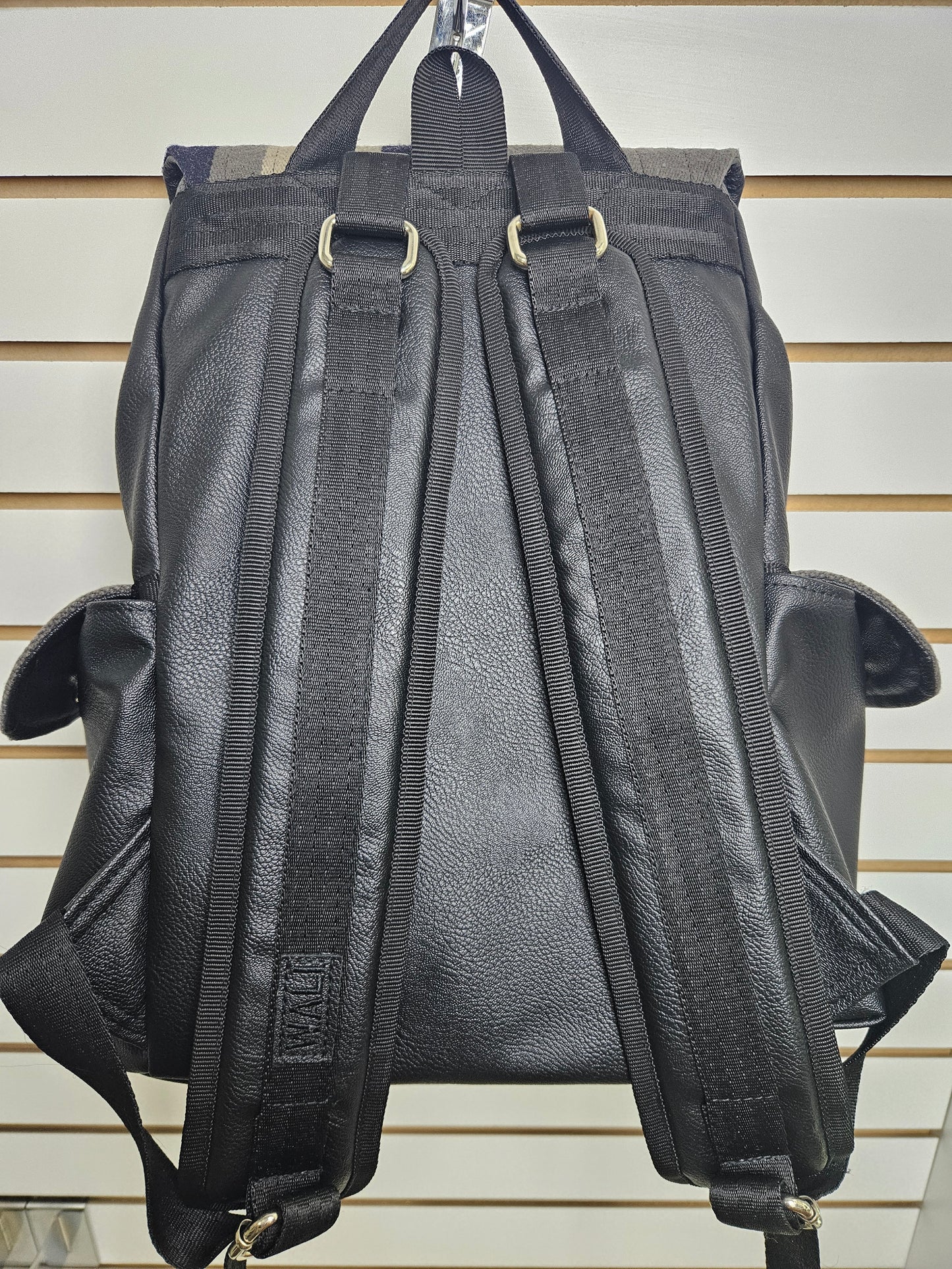 Mochila wali de aguayo natural (plomo oscuro)