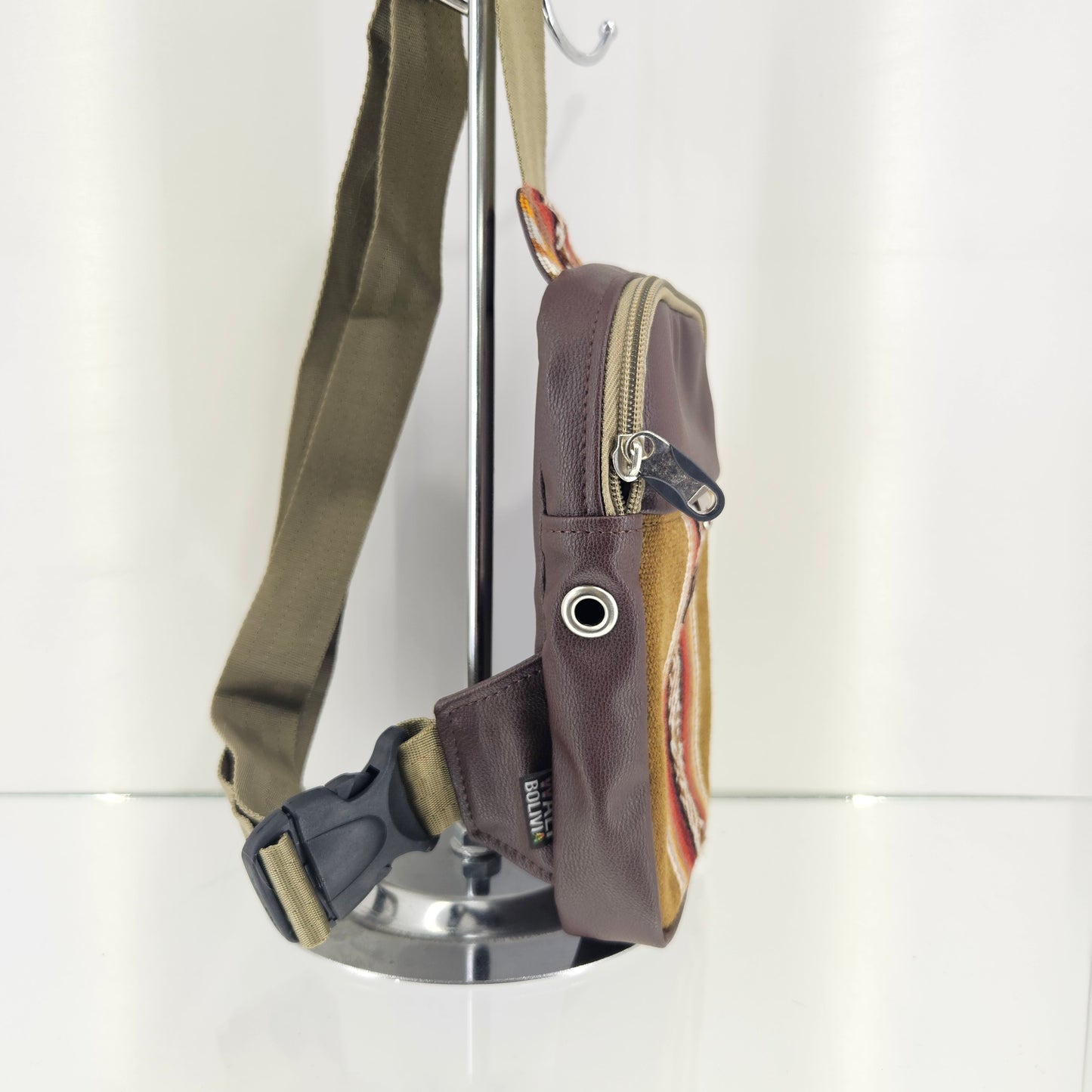Pechera cuadrada (vicuña)