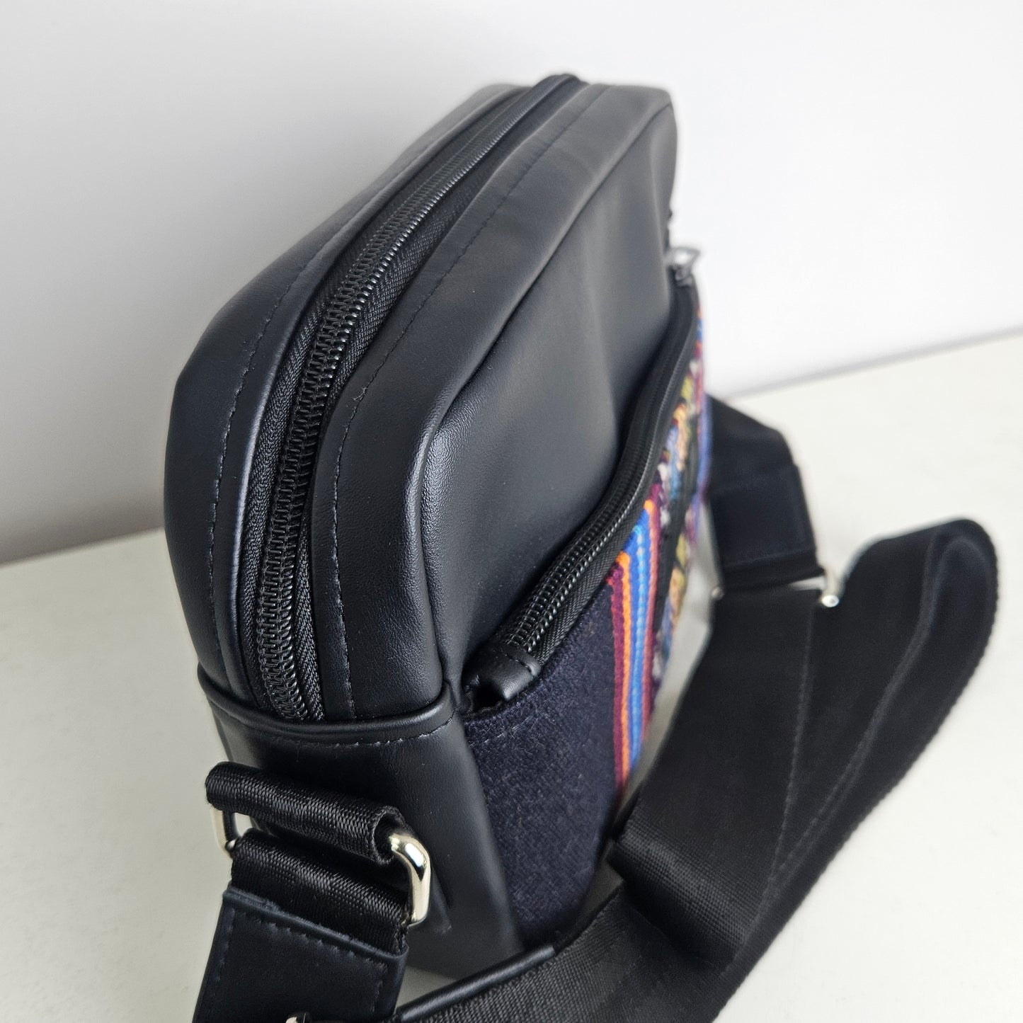 Bandolera de cuero (azul marino)