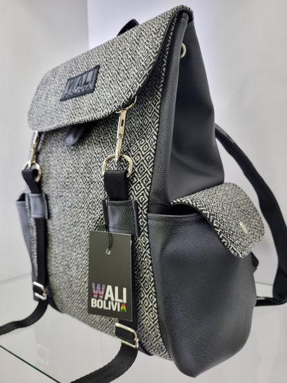Mochila WALI (Perdiz Blanco y Negro)