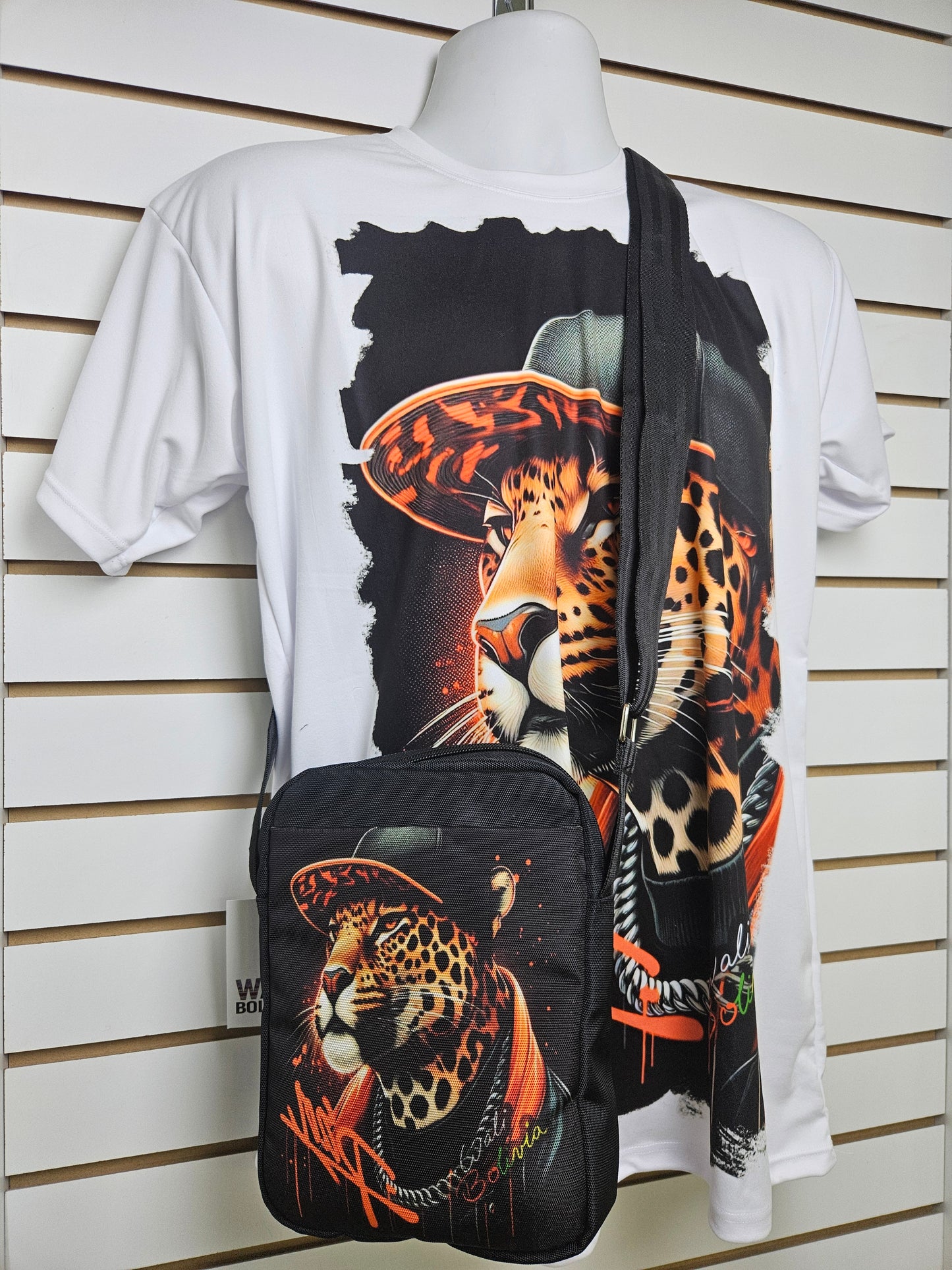 Combo polo y morral urbano (leopardo)