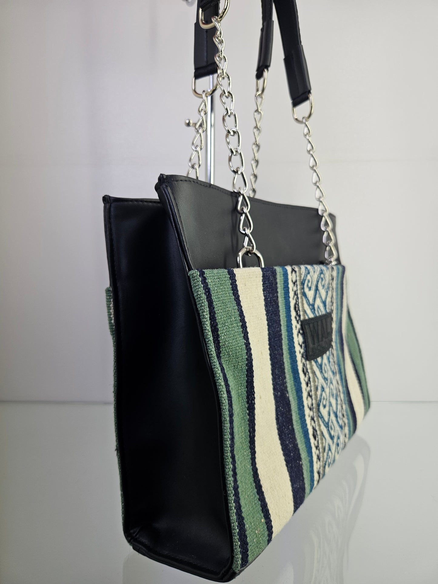 Cartera con cadena (jade)