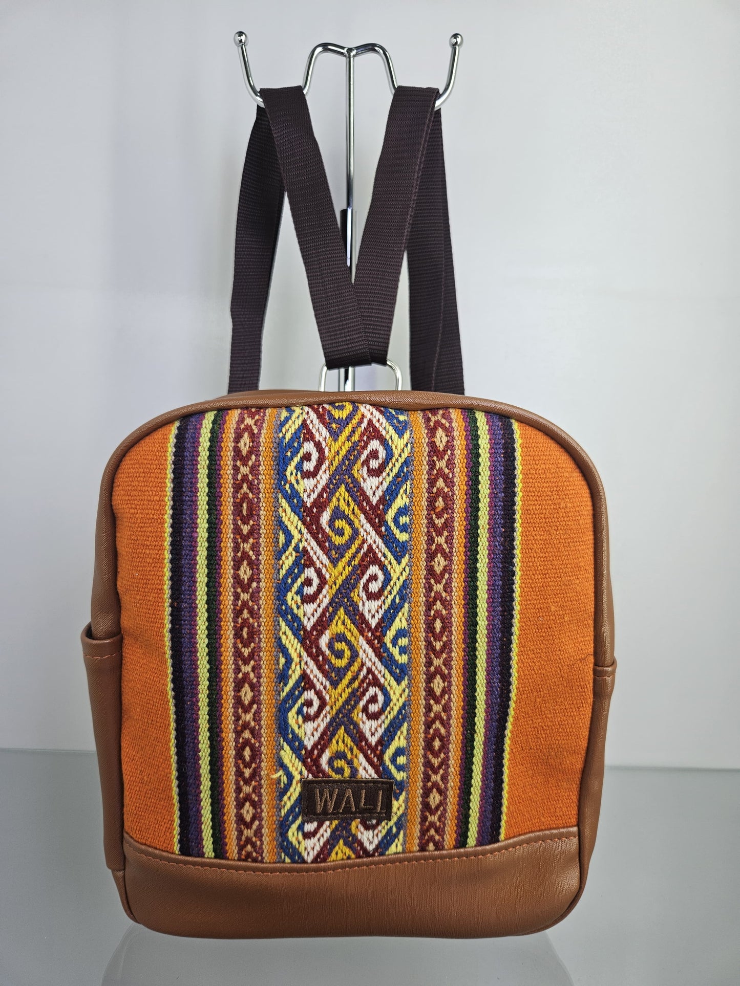 Mochila mini para dama (naranjoso)