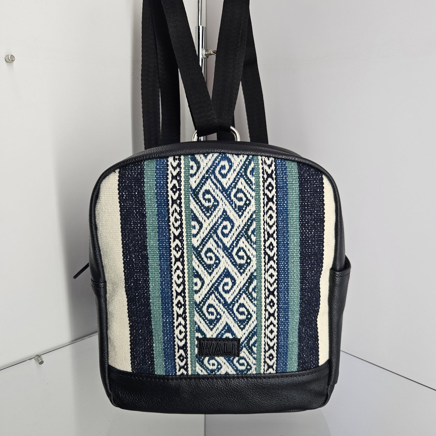 Mochila mini (jade cuero negro)