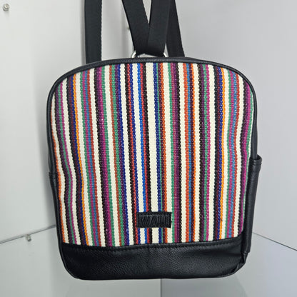 Mochila mini para dama (multicolor)