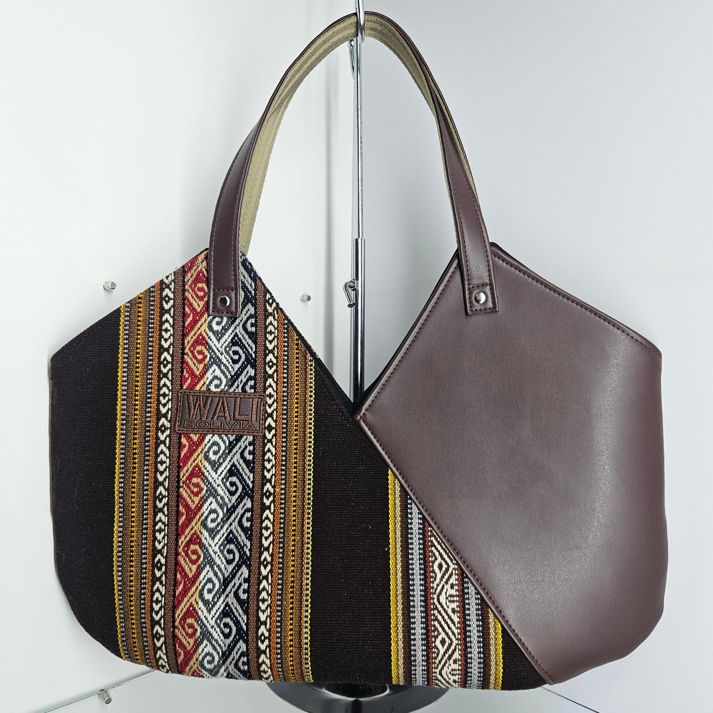 Cartera V (chocolate)