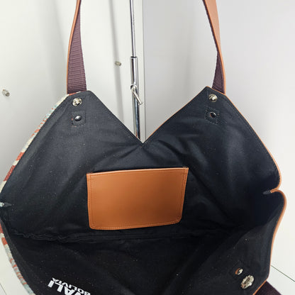 Cartera V de oficina (pastel)