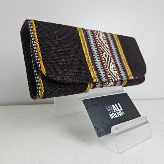 Billetera Portacelular (cafe con diseño medio)