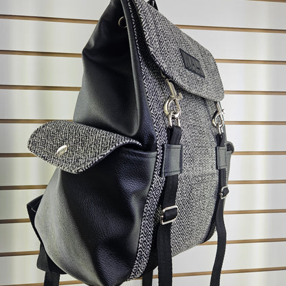 Mochila WALI (Perdiz Blanco y Negro)