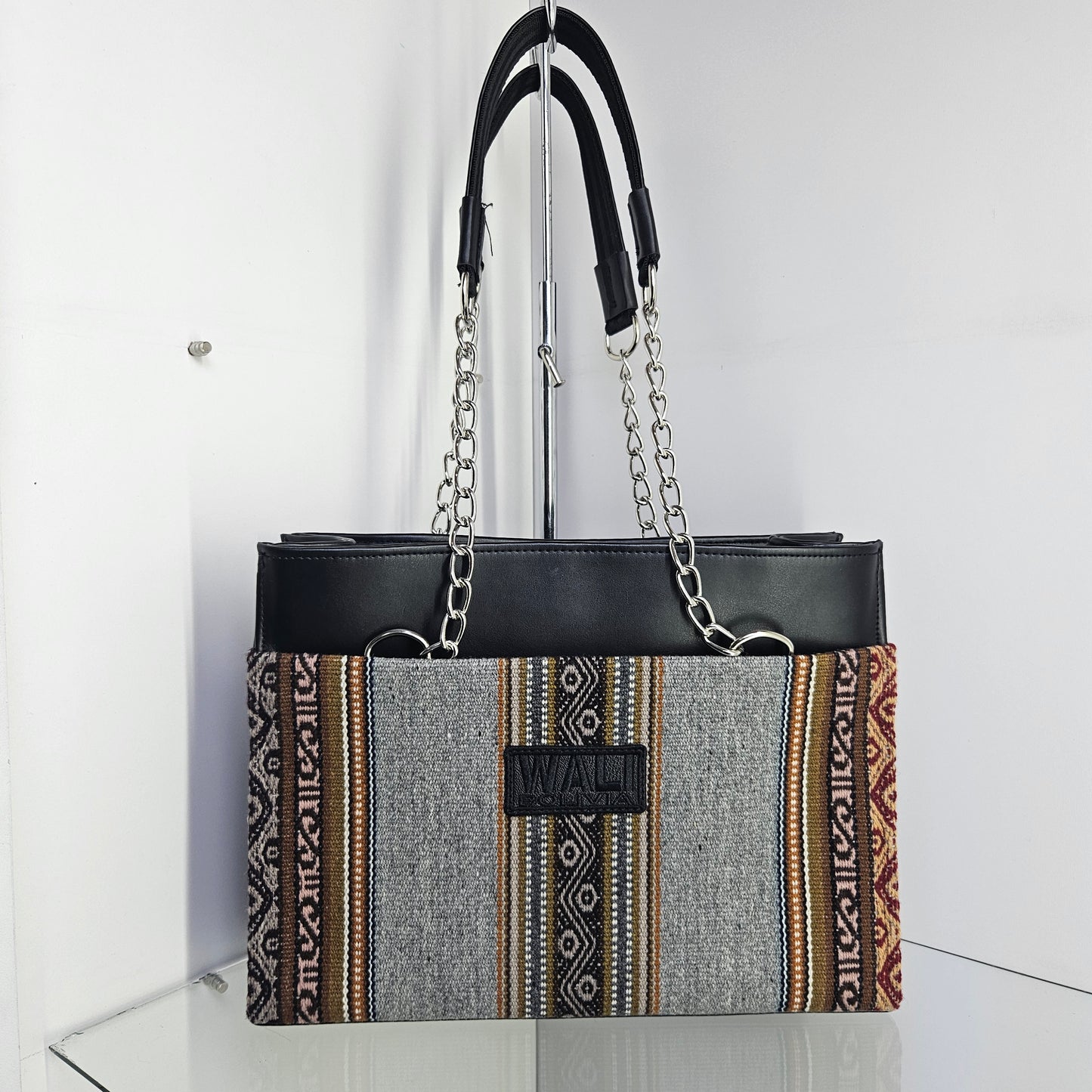 Cartera con cadena (plomo con diseño)