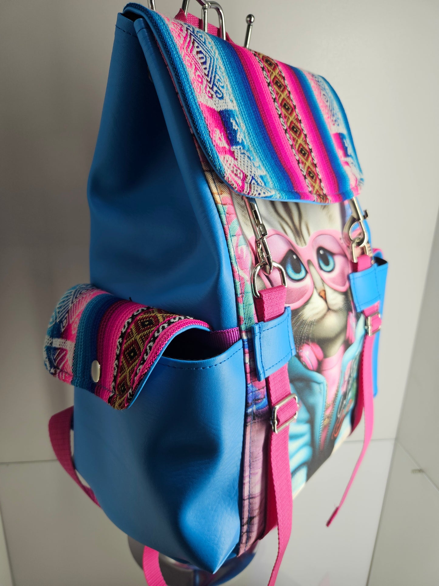 Mochila urbaba (celeste Gatito)